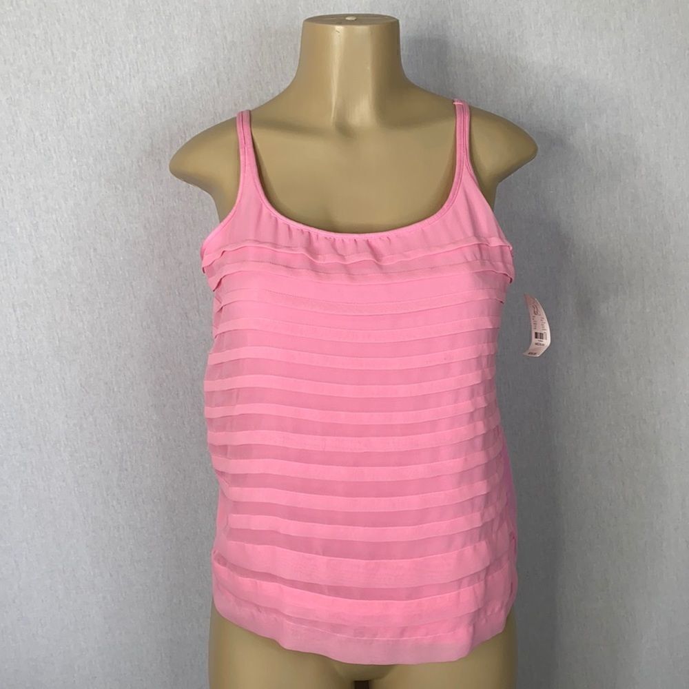 New York & Company Pink Tank Top. NWT. Medium.